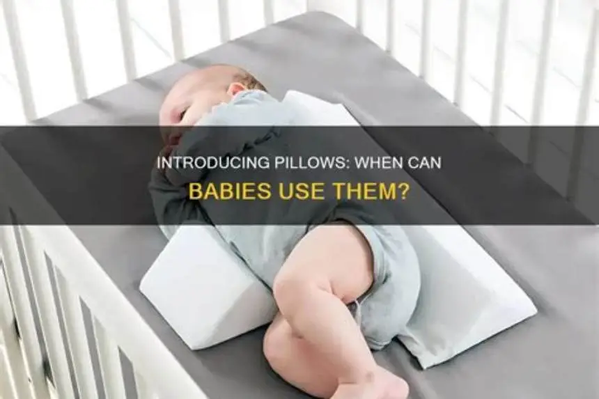 baby sleeping safely without pillow on crib mattress