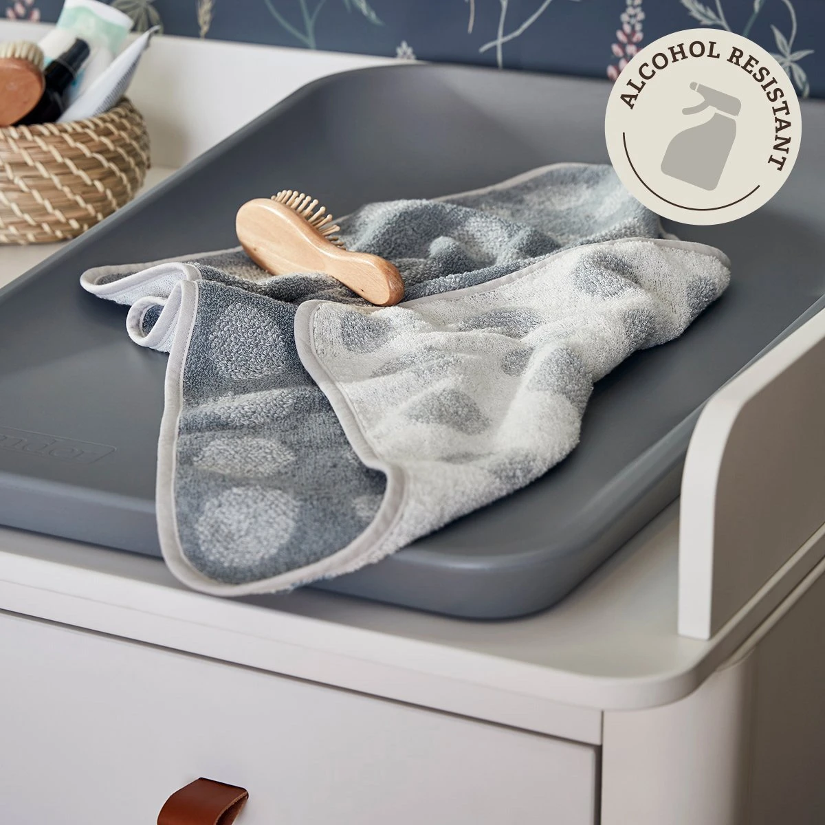 Leander Matty Changing Mat - Dusty Grey 4 Leander Matty Changing Mat - Dusty Grey - Image 2