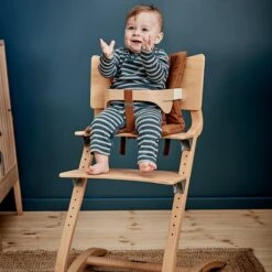 Leander High Chair With Safety Bar - Natural -Liewood Store leander high chair with safety bar natural 787937