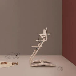 Leander High Chair With Safety Bar - Natural -Liewood Store leander high chair with safety bar natural 823662